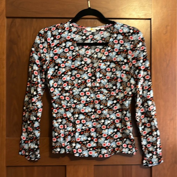 Boden Viola Boho Long Sleeve V Neck Black Floral Blouse US 2P - Picture 2 of 11